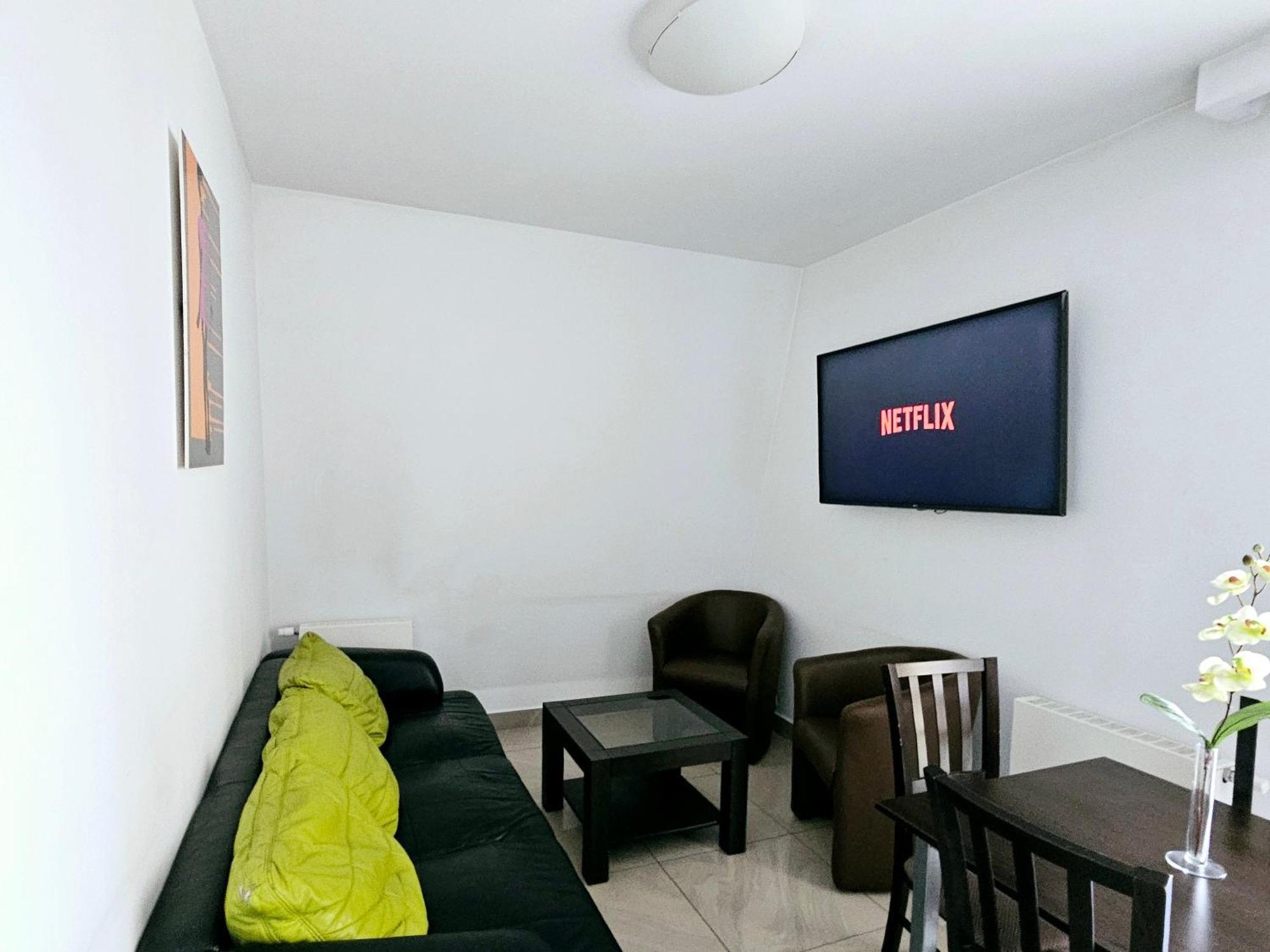 Apartament Quiet Leilighet Krasków Eksteriør bilde